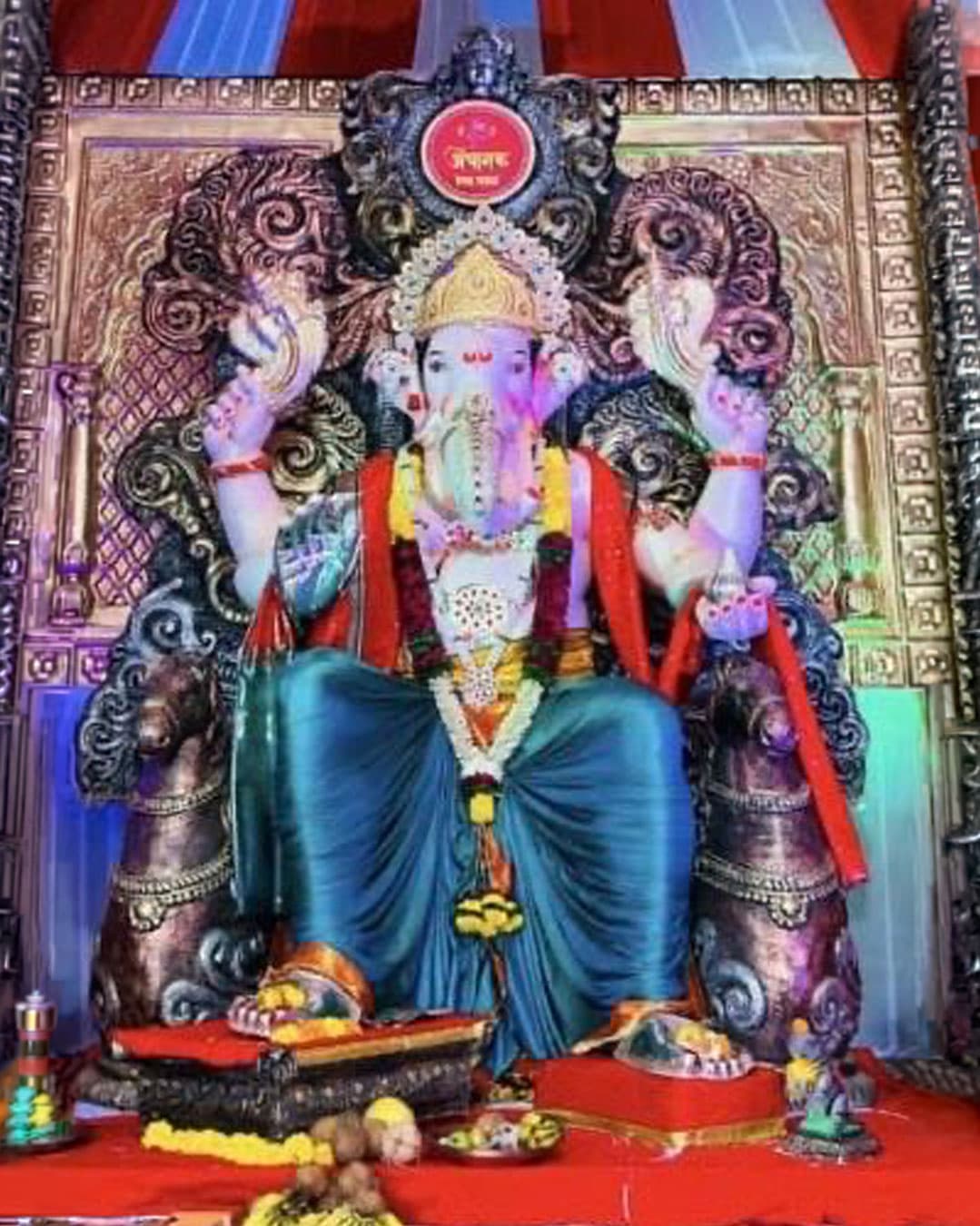 Public Ganesh Murti 27