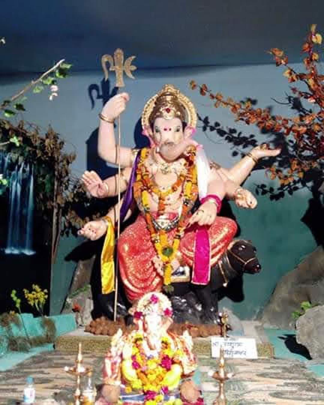 Public Ganesh Murti 39