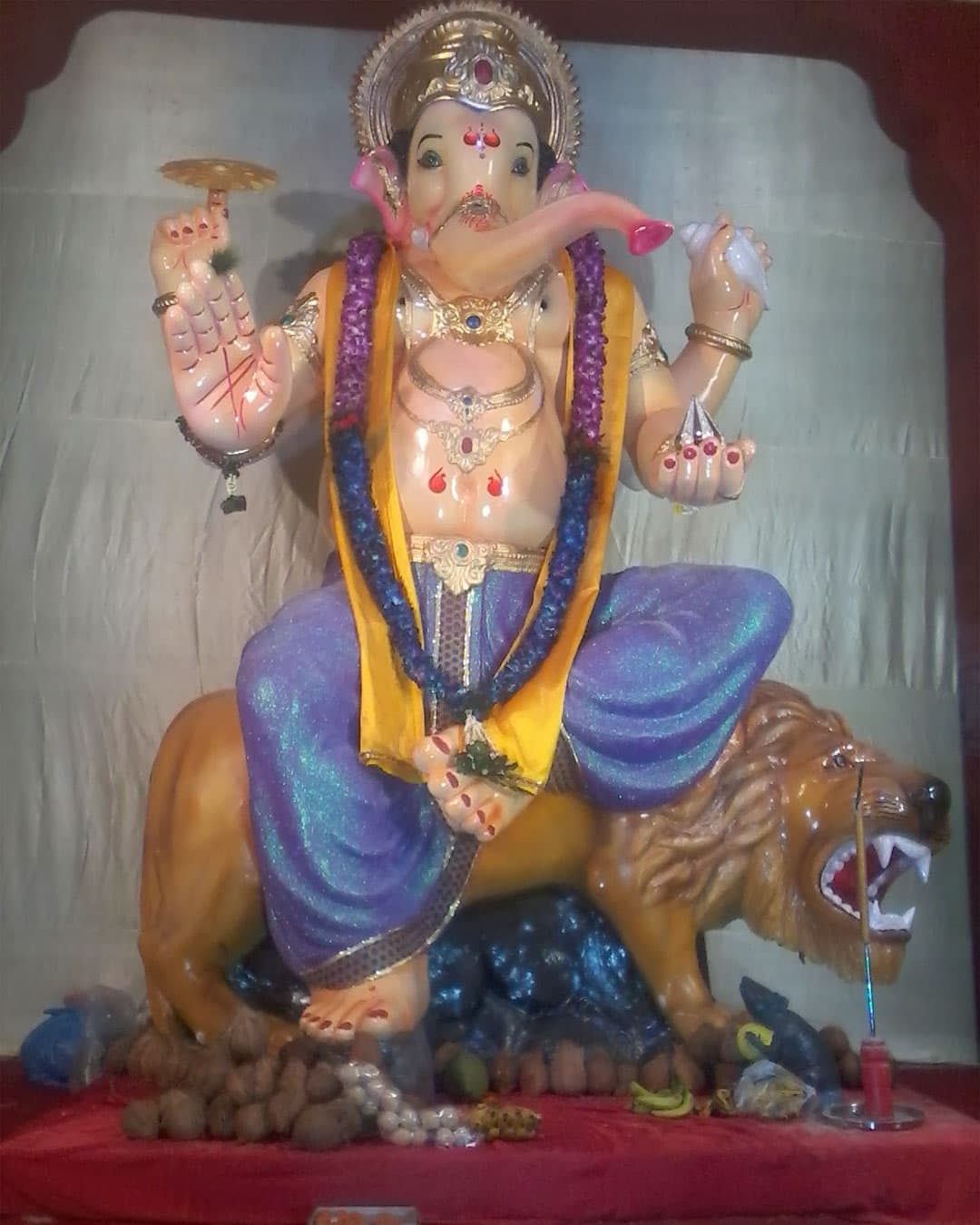 Public Ganesh Murti 40