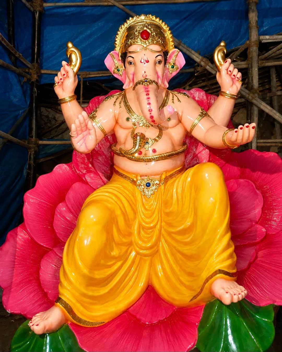 Public Ganesh Murti 47
