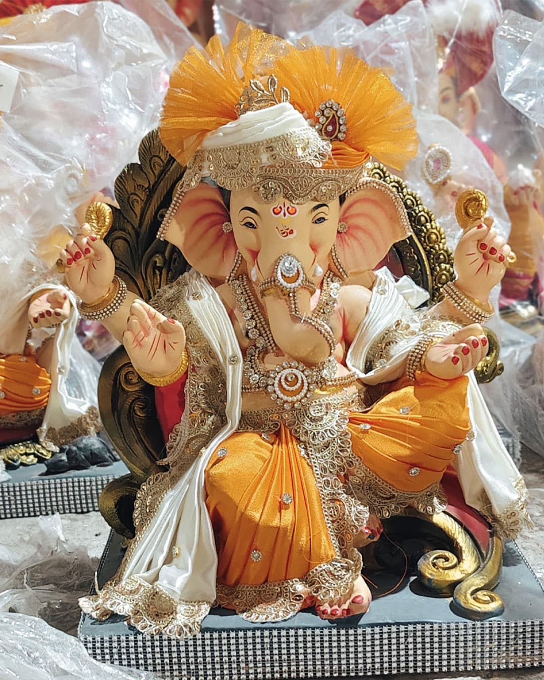 Household Ganesh Murti 12