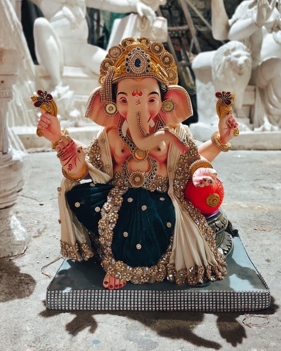 Household Ganesh Murti 8